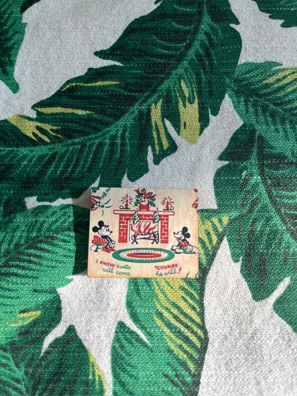 Mickey & Minnie Holiday - Poster Pin - HOLIDAY EDITION