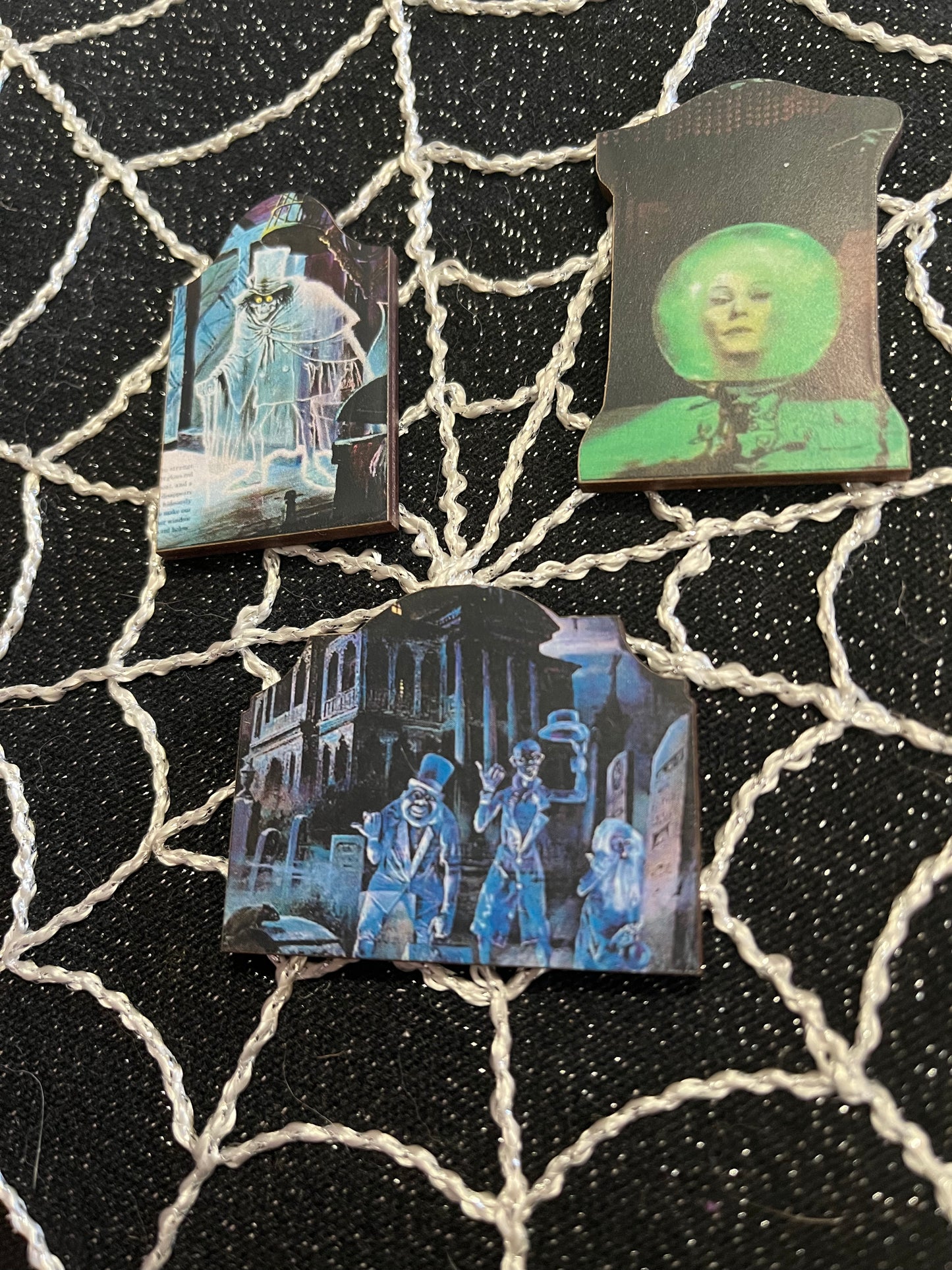 Haunted Mansion Tombstones - Pin Set